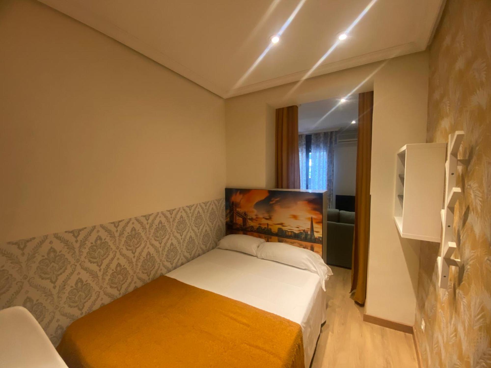 Appartamento El Jardin Del Angel Ferrocarril Madrid Esterno foto