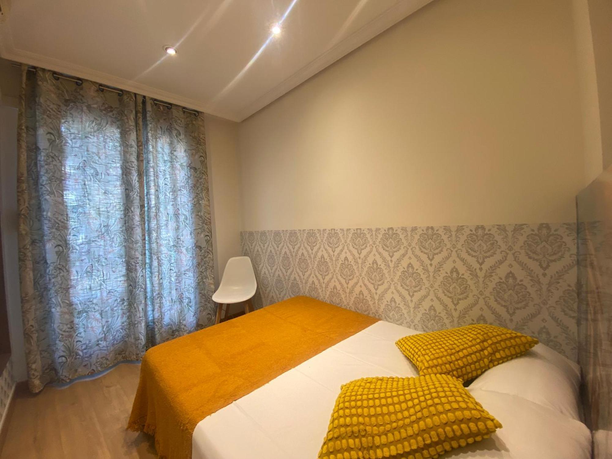 Appartamento El Jardin Del Angel Ferrocarril Madrid Esterno foto